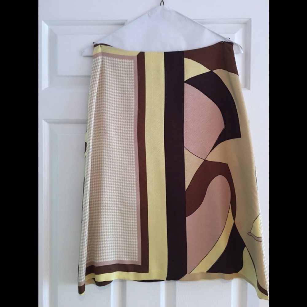 Silk Skirt Pucci like print.